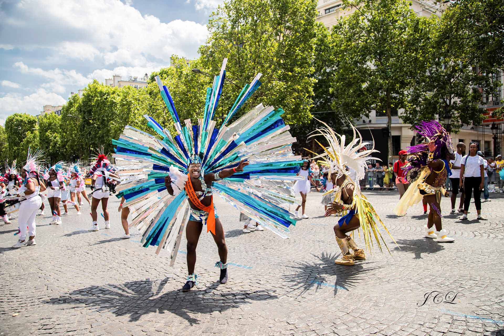 Paris, Carnaval tropical Champs Elysées.